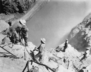 Hoover Dam Scalers Working